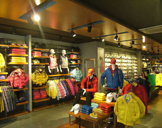 沈阳自由部落户外用品店 专业装备，伴您探索无限可能